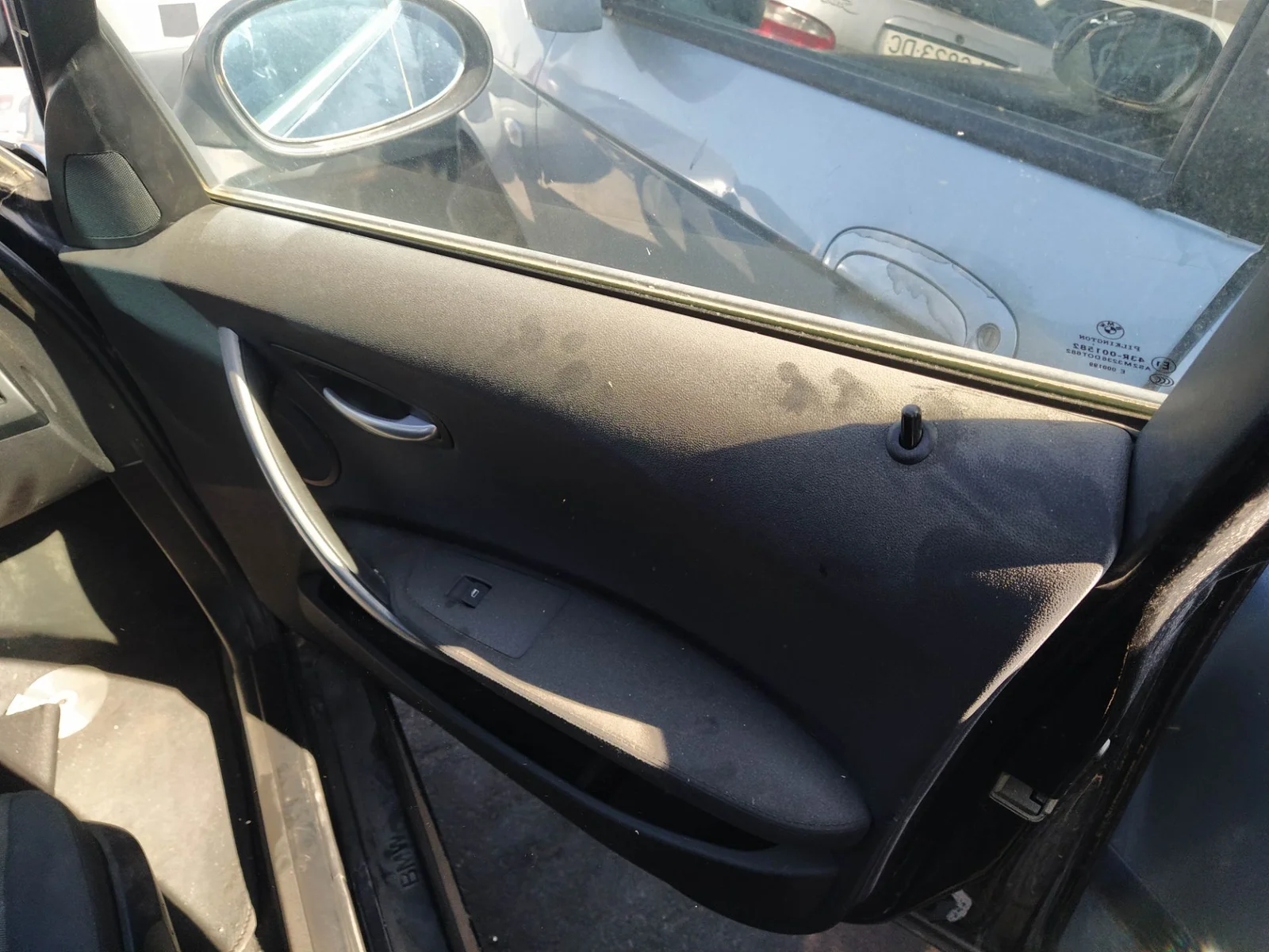 Foto de CERRADURA PUERTA DELANTERA DERECHA BMW SERIE 1 BERLINA (E81/E87) 2.0 16V Diesel CAT (122 CV / 90 KW) referencia 51217202146