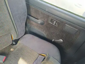 Foto de ASIENTOS TRASERO IZQUIERDO MITSUBISHI MONTERO (V20/V40) 2.5 Turbodiesel (99 CV / 73 KW)