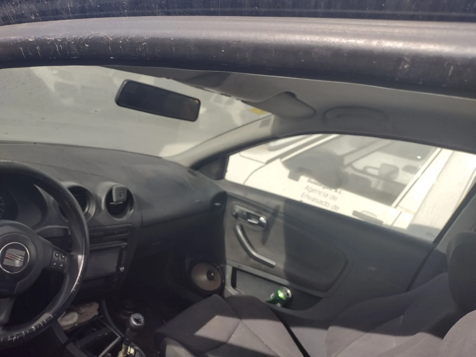 Foto de LUZ INTERIOR SEAT IBIZA (6L1) 1.9 TDI (101 CV / 74 KW) referencia 6L0947105B FKZ