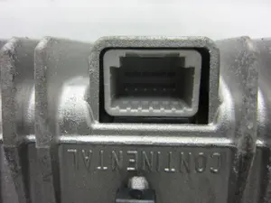 Foto de NO IDENTIFICADO TOYOTA YARIS (XP13) Híbrido 74 kW (1.5 Ltr. - 55 kW 16V) (101 CV / 74 KW) referencia 881810D020 foto 2