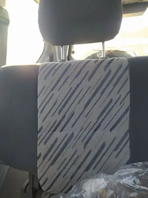 Foto de ASIENTO TRASERO MEDIO TOYOTA LAND CRUISER (J9) 3.0 Turbodiesel (125 CV / 92 KW)