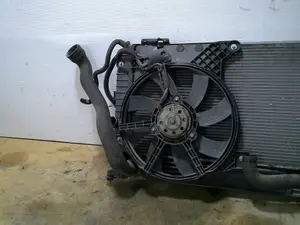 Foto de ELECTROVENTILADOR OPEL MERIVA 1.7 16V DTI CAT (Y 17 DT / LR6) (75 CV / 55 KW) referencia 52406445