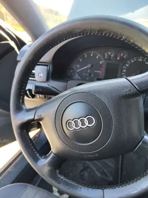 Foto de AIRBAG DELANTERO IZQUIERDO AUDI A6 BERLINA (4B2) 2.4 V6 30V (165 CV / 121 KW) referencia 8D0880201H FKZ