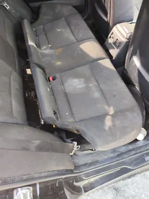 Foto de ASIENTOS TRASERO DERECHO BMW SERIE 3 BERLINA (E90) 2.0 16V Diesel (163 CV / 120 KW)