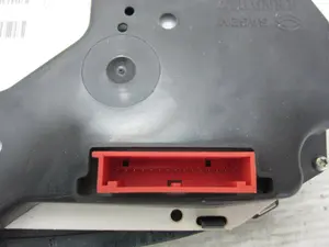 Foto de CUADRO INSTRUMENTOS RENAULT SCENIC I (JA...) 1.6 (107 CV / 79 KW) referencia P8200215696 foto 3