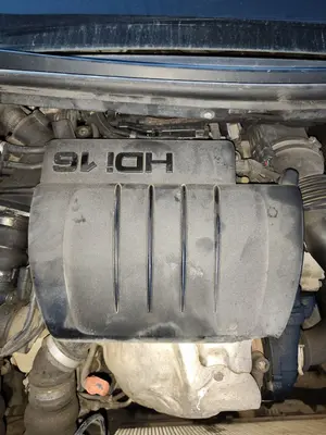 Foto de TAPA MOTOR CITROEN C4 BERLINA 1.6 16V HDi FAP (109 CV / 80 KW)