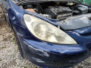 Foto de FARO DERECHO PEUGEOT 307 (S1)(04.2001) 1.6 16V CAT (109 CV / 80 KW) referencia 6205Z2
