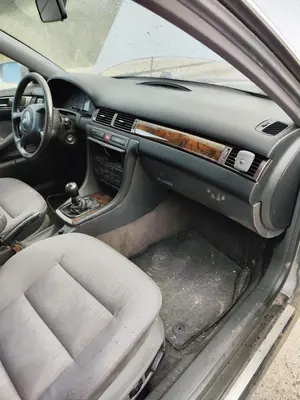 Foto de SALPICADERO AUDI A6 BERLINA (4B2) 2.4 V6 30V (165 CV / 121 KW) referencia 4B1857008L FKZ