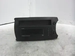 Foto de CERRADURA PUERTA DELANTERA DERECHA RENAULT TRAFIC II FURGÓN 1.9 Diesel (101 CV / 74 KW) referencia 8200042171