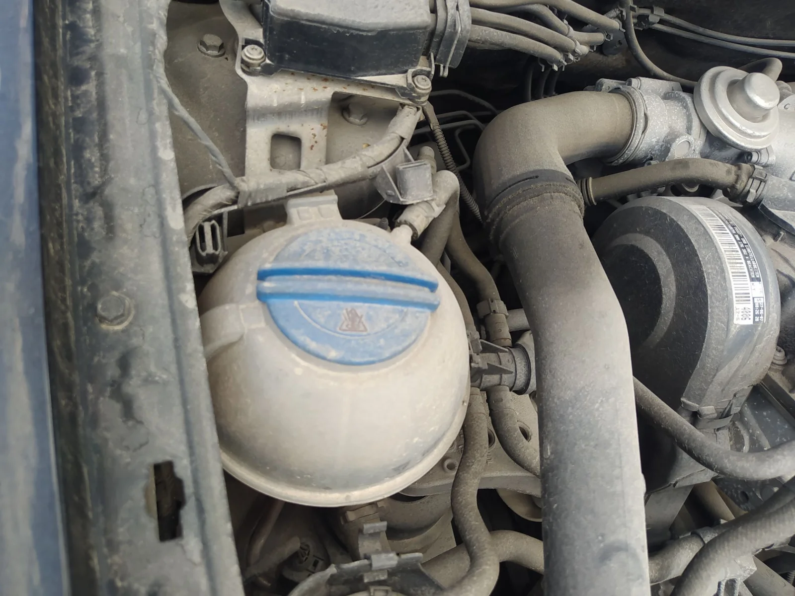 Foto de DEPOSITO EXPANSION SEAT IBIZA (6L1) 1.4 TDI CAT (BNM) (69 CV / 51 KW) referencia 6Q0121407D