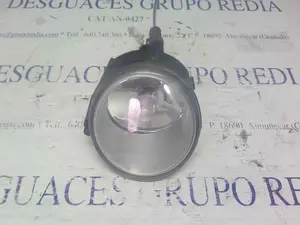 Foto de FARO ANTINIEBLA DERECHO RENAULT SCENIC I (JA...) 1.6 16V (107 CV / 79 KW) referencia 7701040681