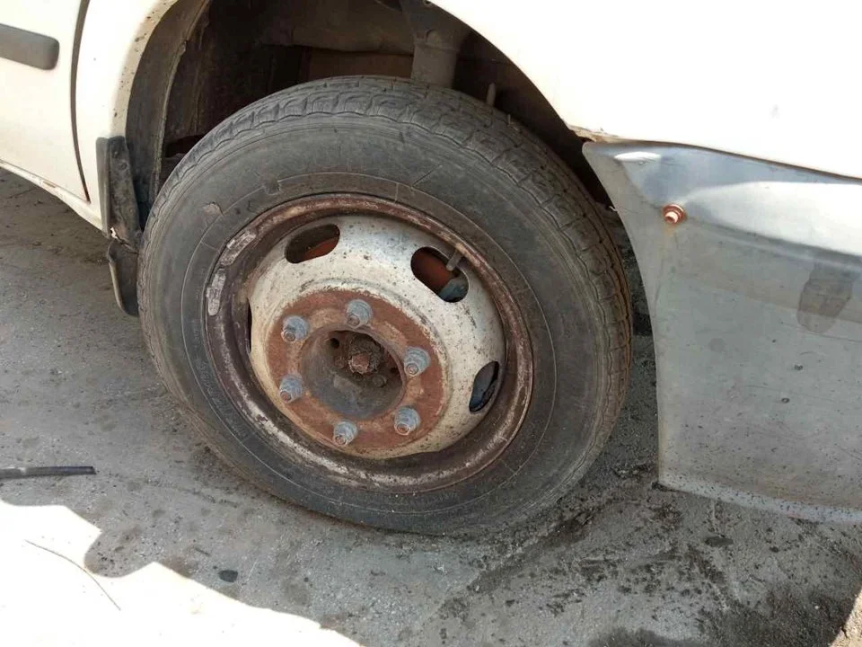 Foto de NO IDENTIFICADO FORD TRANSIT CAJA ABIERTA (FY) 2.4 TDE CAT (125 CV / 92 KW)