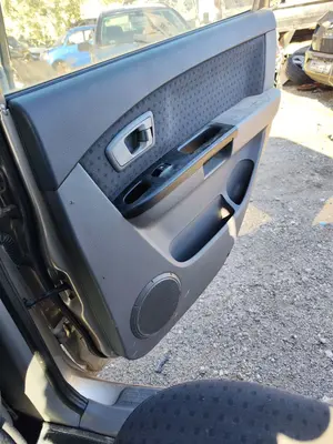 Foto de ELEVALUNAS TRASERO DERECHO KIA CARENS (RS) 1.8 16V CAT (126 CV / 93 KW) referencia 0K2FA7256XA