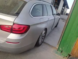 Foto de LUNA CUSTODIA TRASERA DERECHA BMW SERIE 5 TOURING (F11) 2.0 Turbodiesel (184 CV / 135 KW)