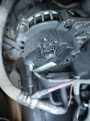 Foto de ALTERNADOR RENAULT LAGUNA II (BG0) 1.8 CAT (120 CV / 88 KW) referencia 8200112065