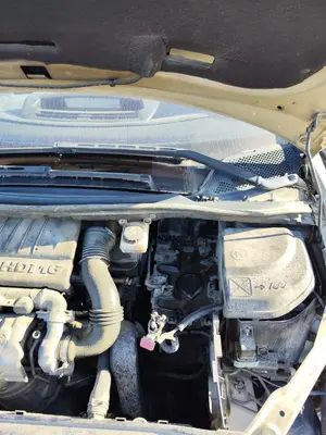 Foto de BRAZO LIMPIA DELANTERO IZQUIERDO CITROEN C4 BERLINA 1.6 16V HDi (90 CV / 66 KW) referencia 6429Y5