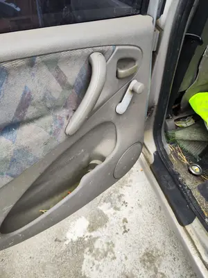 Foto de ELEVALUNAS TRASERO IZQUIERDO CITROEN XSARA PICASSO 2.0 HDi CAT (RHY / DW10TD) (90 CV / 66 KW) referencia 922355