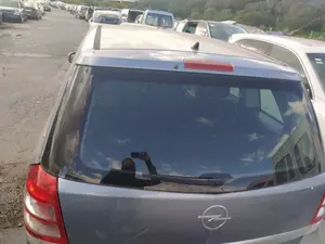 Foto de PANEL TRASERO OPEL ZAFIRA B 1.7 16V CDTI (110 CV / 81 KW)