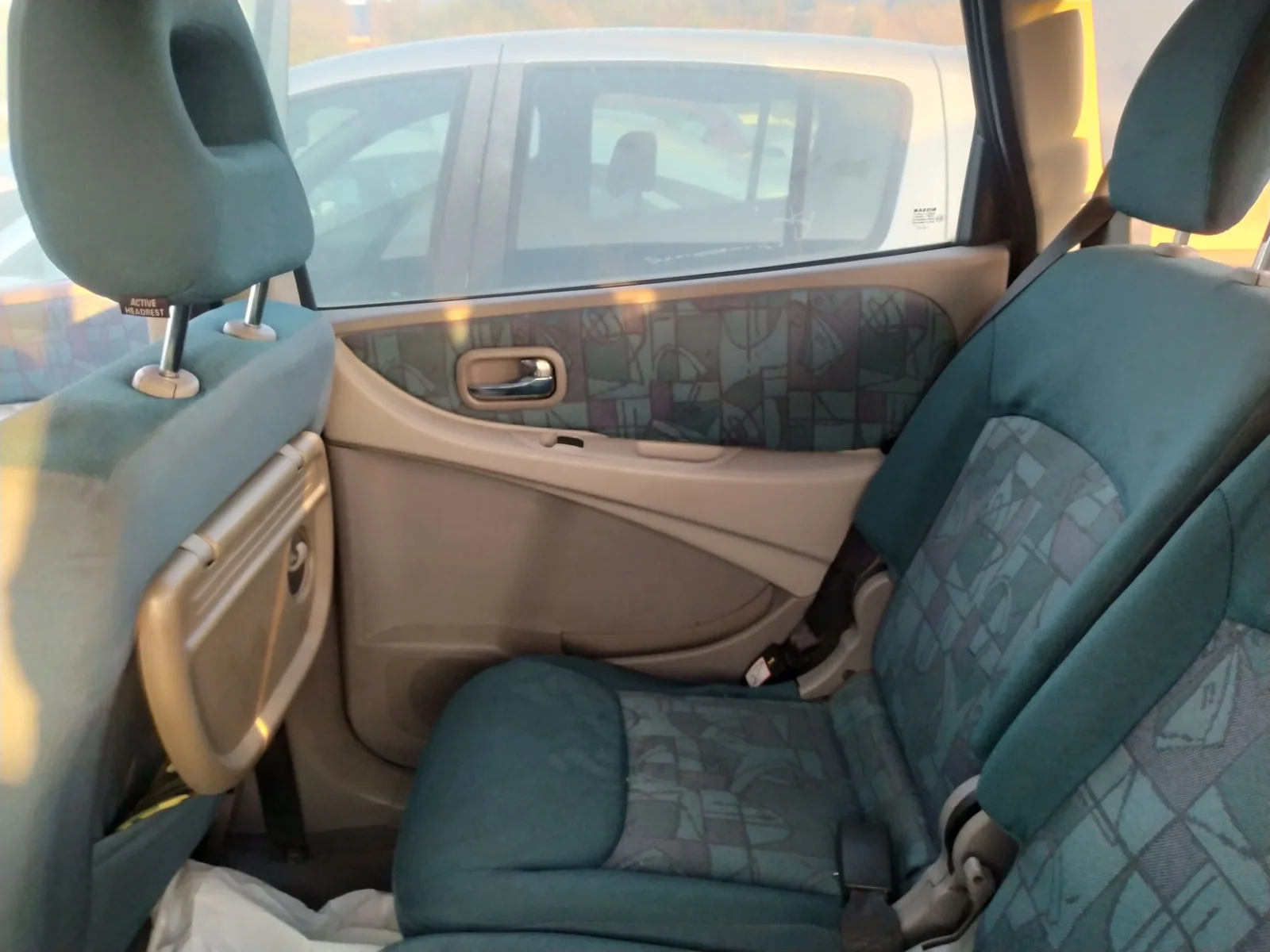 Foto de ELEVALUNAS TRASERO DERECHO NISSAN ALMERA TINO (V10M) 2.2 dCi Diesel CAT (112 CV / 82 KW) referencia 82720BU000