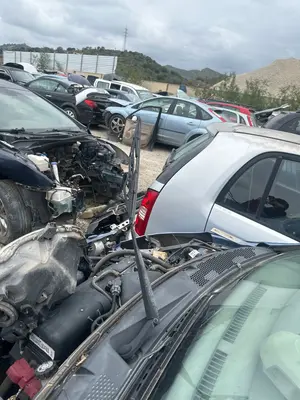 Foto de BRAZO LIMPIA DELANTERO DERECHO NISSAN MICRA (K12E) 1.2 CAT (65 CV / 48 KW) referencia 28886AX702