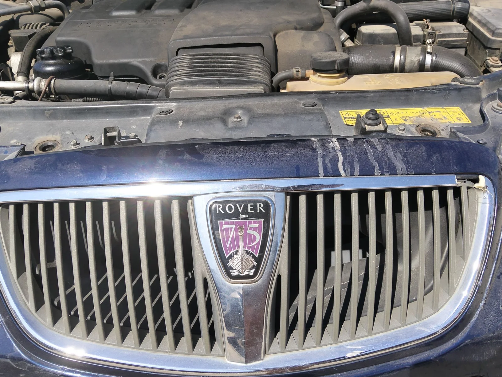 Foto de REJILLA DELANTERA MG ROVER ROVER 75 (RJ) 2.0 16V CDT (116 CV / 85 KW)