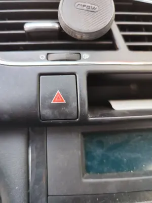 Foto de WARNING PEUGEOT 3008 1.6 Blue-HDI FAP (120 CV / 88 KW)