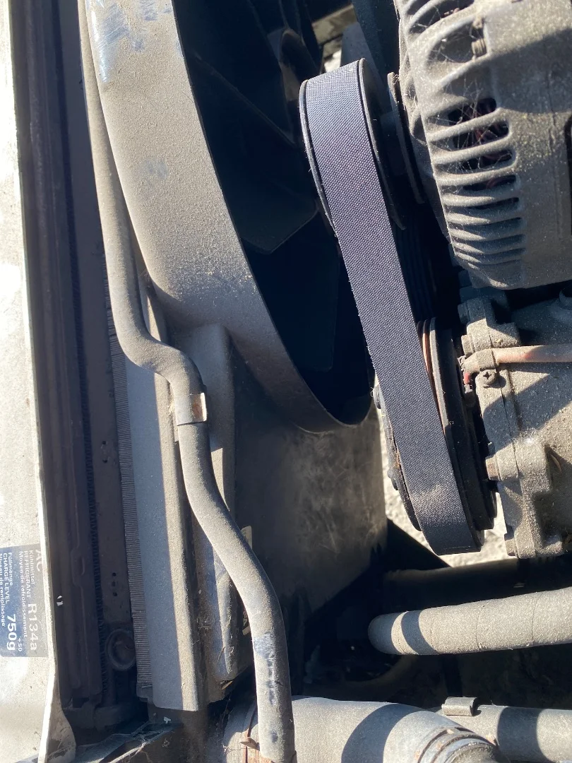 Foto de ELECTROVENTILADOR VOLKSWAGEN LT FURGÓN/COMBI 2.5 TDI (109 CV / 80 KW)