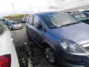 Foto de PINZA DE FRENO DELANTERA DERECHA OPEL ASTRA H GTC 1.7 16V CDTI (125 CV / 92 KW) referencia 93176427