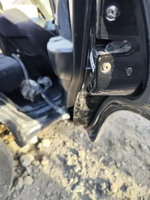 Foto de CERRADURA PUERTA TRASERA DERECHA HYUNDAI TERRACAN (HP) 2.9 CRDi CAT (150 CV / 110 KW) referencia 81410-H1020