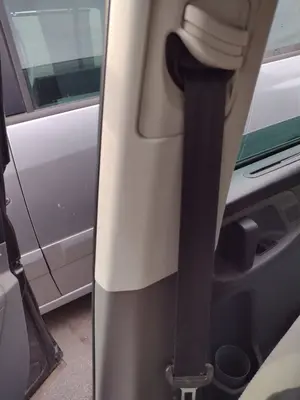 Foto de CINTURON SEGURIDAD DELANTERO DERECHO SEAT ALHAMBRA (710) 2.0 TDI (140 CV / 103 KW) referencia 7N2857706