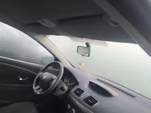 Foto de RETROVISOR INTERIOR RENAULT MEGANE III BERLINA 5P 1.6 16V CAT (101 CV / 74 KW)