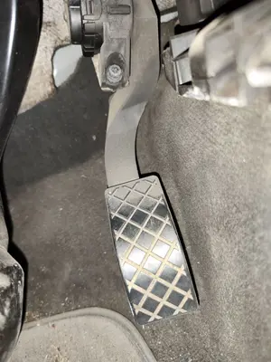 Foto de POTENCIOMETRO PEDAL AUDI A6 BERLINA (4B2) 2.5 V6 24V TDI (150 CV / 110 KW) referencia 8D1721140B
