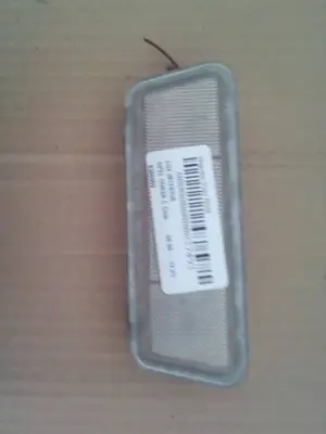 Foto de LUZ INTERIOR OPEL CORSA C 1.2 16V CAT (Z 12 XE / LW4) (75 CV / 55 KW) referencia 8386909