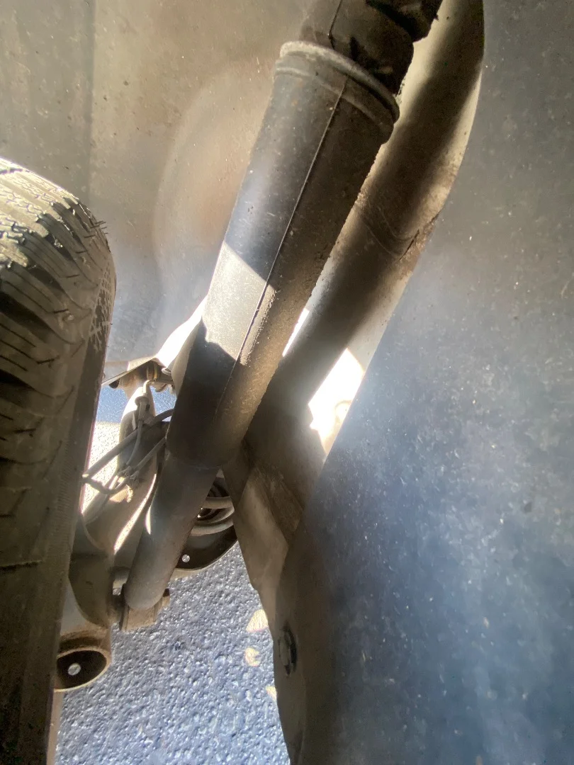 Foto de BRAZO SUSPENSION TRASERO IZQUIERDO NISSAN MICRA (K12E) 1.2 CAT (65 CV / 48 KW)