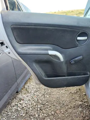 Foto de GUARNECIDO PUERTA TRASERA IZQUIERDA CITROEN C3 1.4  (73 CV / 54 KW) referencia 9330E6