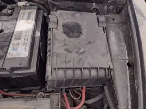 Foto de CAJA PRECALENTAMIENTO SEAT LEON (1P1) 2.0 TDI (140 CV / 103 KW)