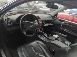Foto de ASIDERO TECHO DELANTERO DERECHO MERCEDES-BENZ CLK (BM 208) COUPE 3.2 V6 18V CAT (218 CV / 160 KW) referencia A2088100151 FKZ