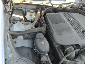 Foto de BOMBA DIRECCION MERCEDES-BENZ CLASE E (BM 207) CABRIO 2.1 CDI CAT (170 CV / 125 KW)