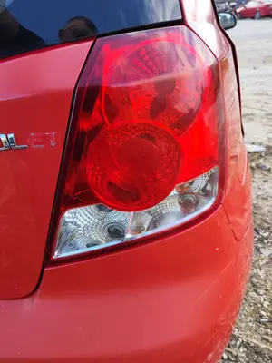 Foto de PILOTO TRASERO DERECHO CHEVROLET KALOS 1.2 CAT (72 CV / 53 KW) referencia 96540269