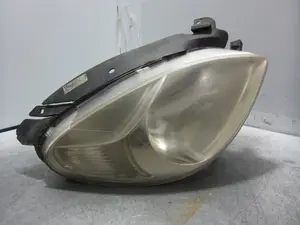 Foto de FARO DERECHO CITROEN XSARA PICASSO 1.6 HDi CAT (9HY / DV6TED4) (109 CV / 80 KW) referencia 620637