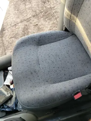 Foto de ASIENTO DELANTERO DERECHO RENAULT KANGOO I (F/KC0) 1.9 dCi Diesel CAT (84 CV / 62 KW)
