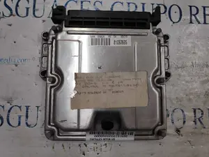 Foto de CENTRALITA MOTOR UCE PEUGEOT 406 BERLINA (S1/S2) 1.6  (88 CV / 65 KW) referencia 0281010252
