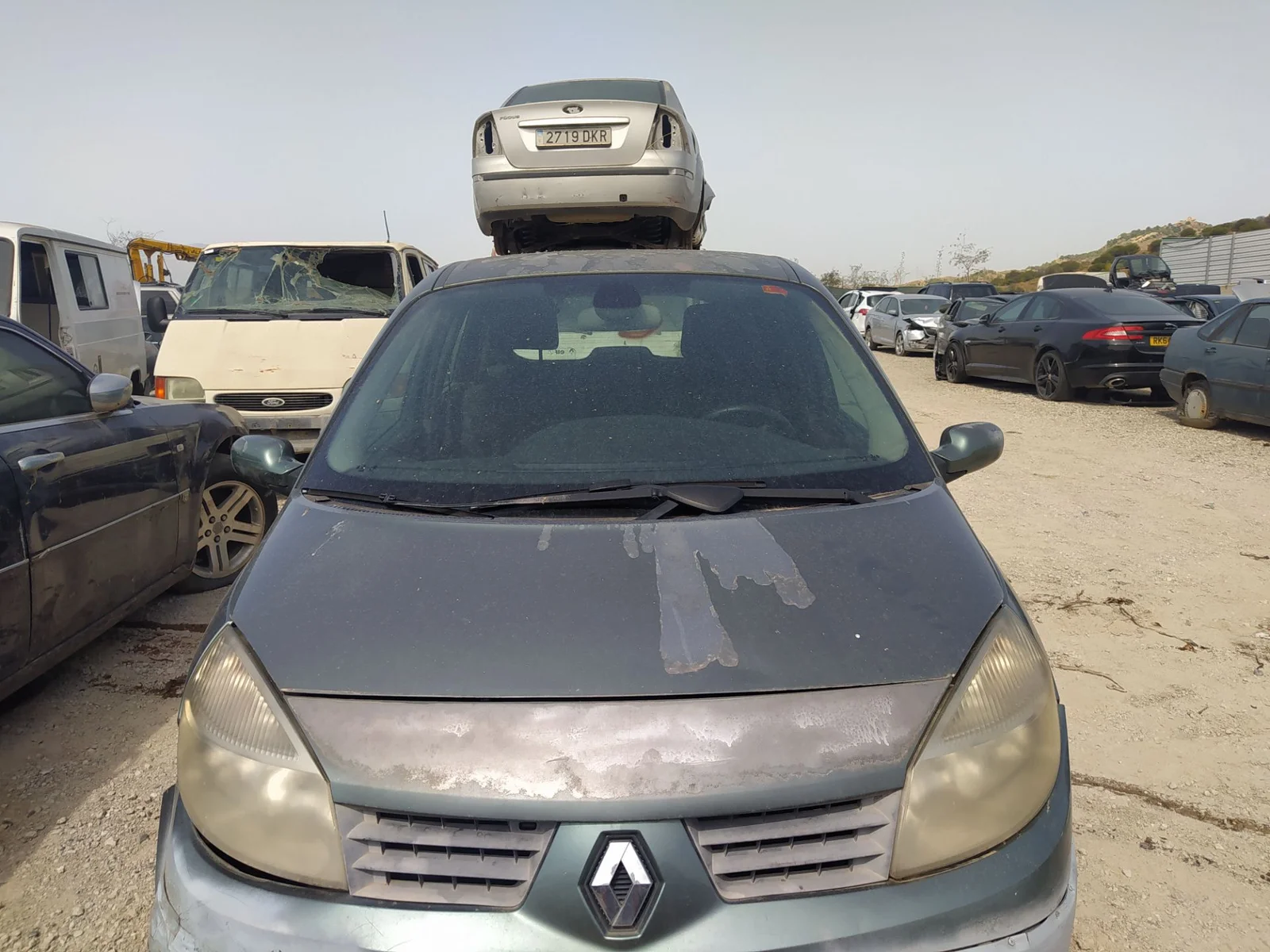 Foto de CAPO RENAULT SCENIC II (JM) 1.5 dCi Diesel (101 CV / 74 KW) referencia 651001097R