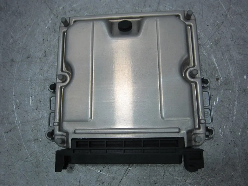 Foto de CENTRALITA MOTOR UCE CITROEN C5 BERLINA 2.0 HDi (109 CV / 80 KW) referencia 9641607980