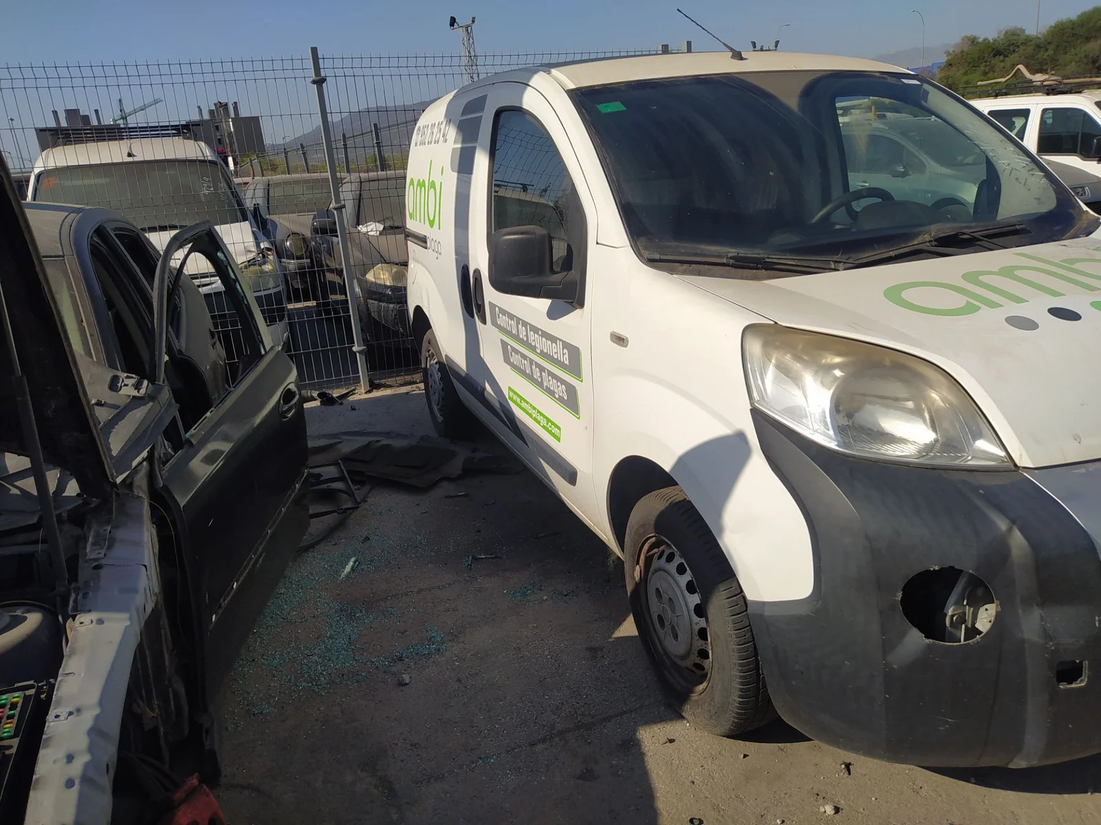 Foto de FARO DERECHO FIAT III FIORINO (225) 1.3 16V JTD CAT (75 CV / 55 KW) referencia 0052086838