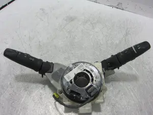 Foto de MANDO MULTIFUNCION NISSAN MICRA (K12E) 1.2 CAT (80 CV / 59 KW) referencia 25560AX618