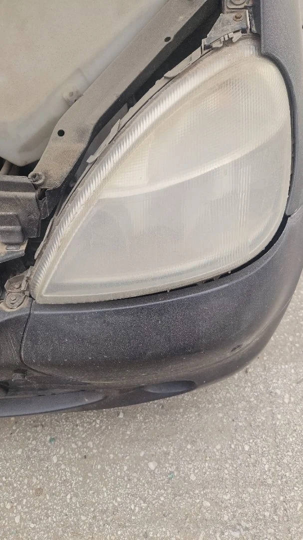 Foto de FARO IZQUIERDO MERCEDES-BENZ CLASE A (BM 168) 1.6 CAT (102 CV / 75 KW) referencia A1688200961