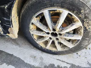 Foto de LLANTA VOLKSWAGEN POLO IV (9N3) 1.9 TDI (101 CV / 74 KW)