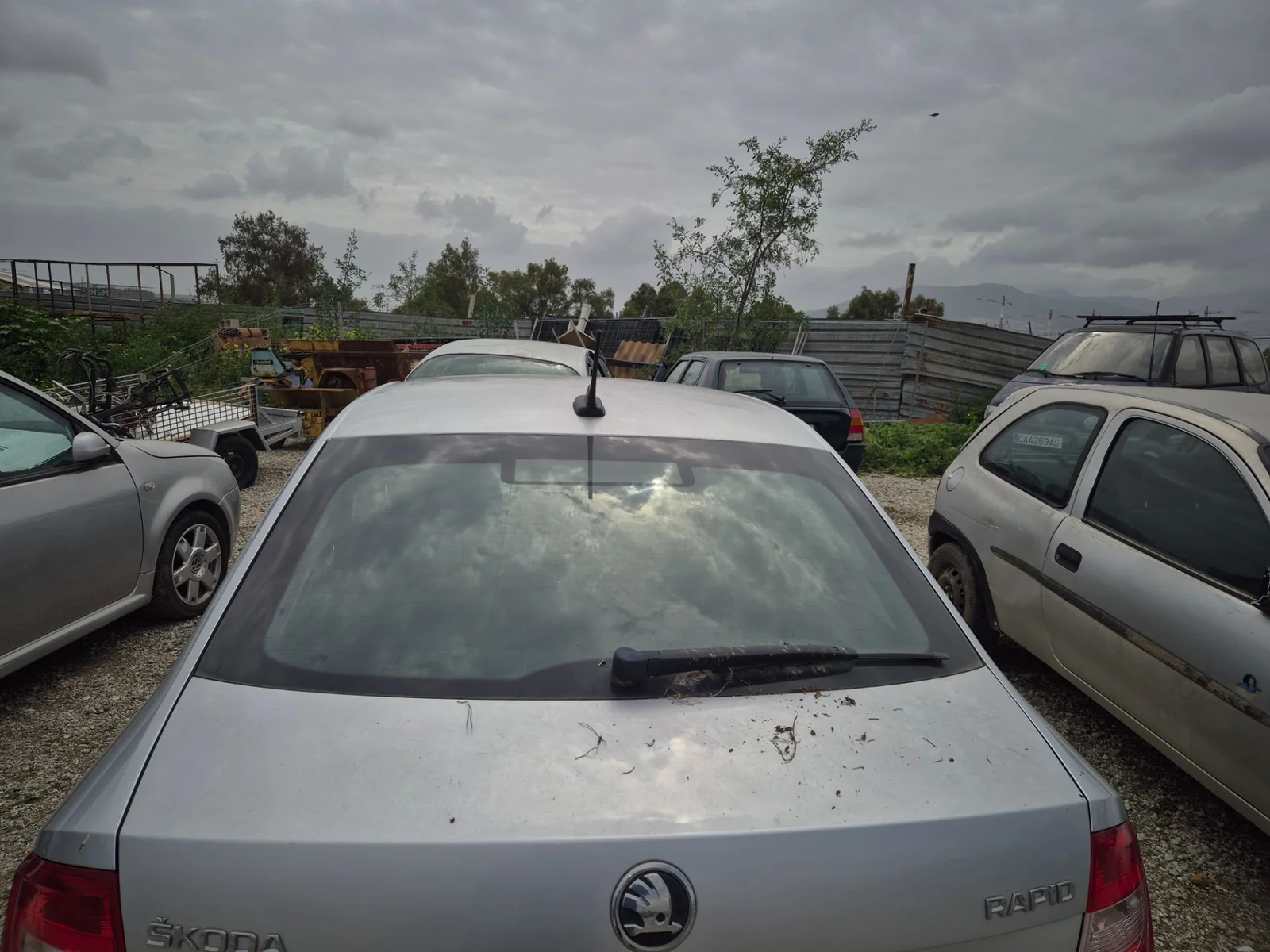 Foto de LUZ CENTRAL DE FRENO SKODA RAPID (NH) 1.2 8V TSI (86 CV / 63 KW)