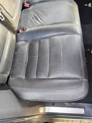 Foto de ASIENTOS TRASERO DERECHO VOLKSWAGEN TOUAREG (7L6) 4.2 V8 32V FSI (350 CV / 257 KW) referencia 7L6885806ATFKZ